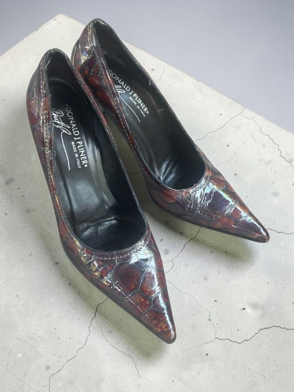Donald J Pliner Designer Italian Tortoise Embossed Patent Leather Heels Size 7